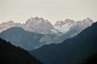 Ausztria