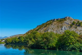 Албанија