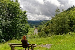 België