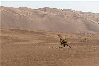 إيران