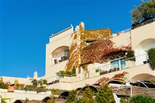 Италија