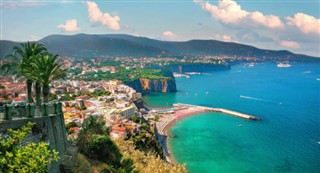 Италија