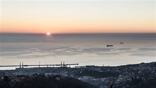 イタリア