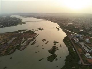 مالی