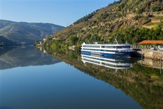 Португалија